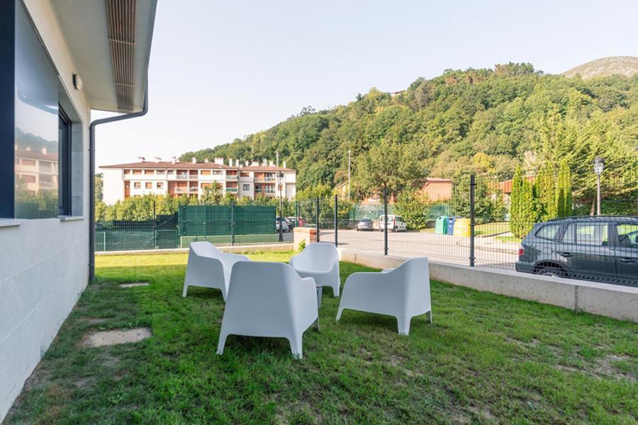 El Prau De Mito Apartman Onís Kültér fotó