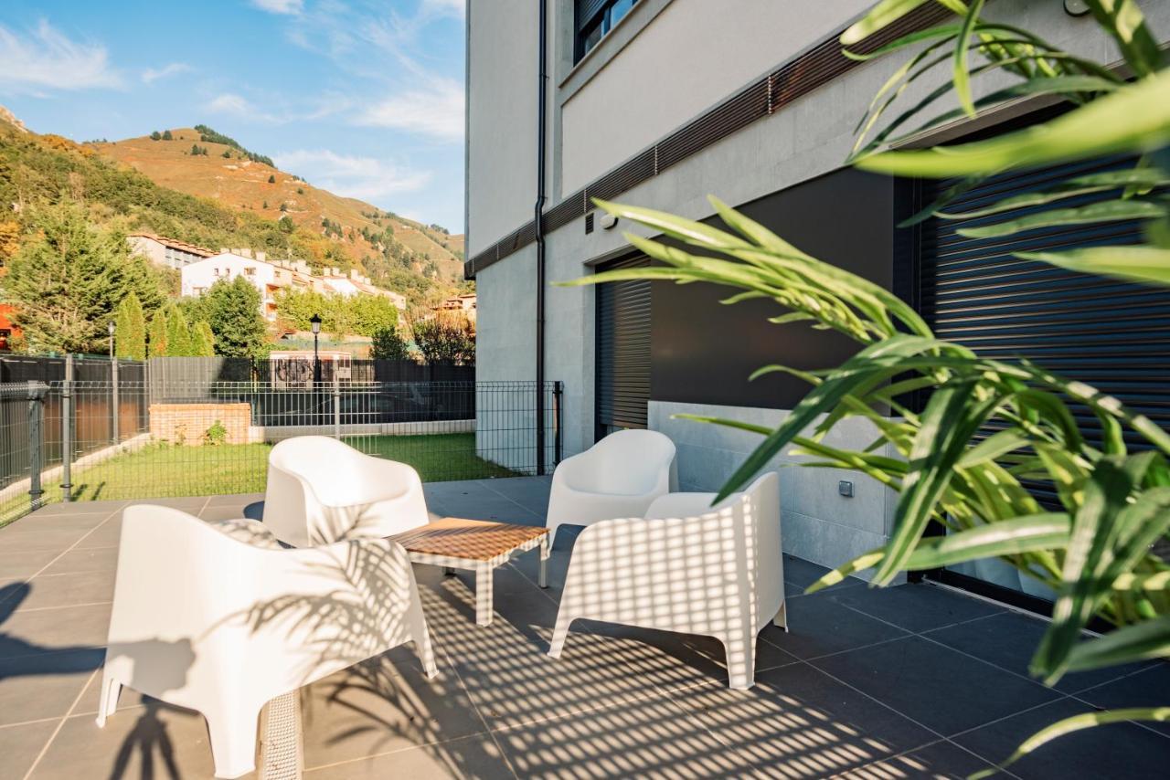 El Prau De Mito Apartman Onís Kültér fotó