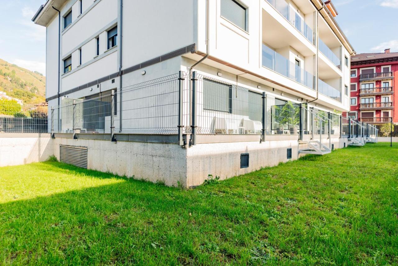 El Prau De Mito Apartman Onís Kültér fotó